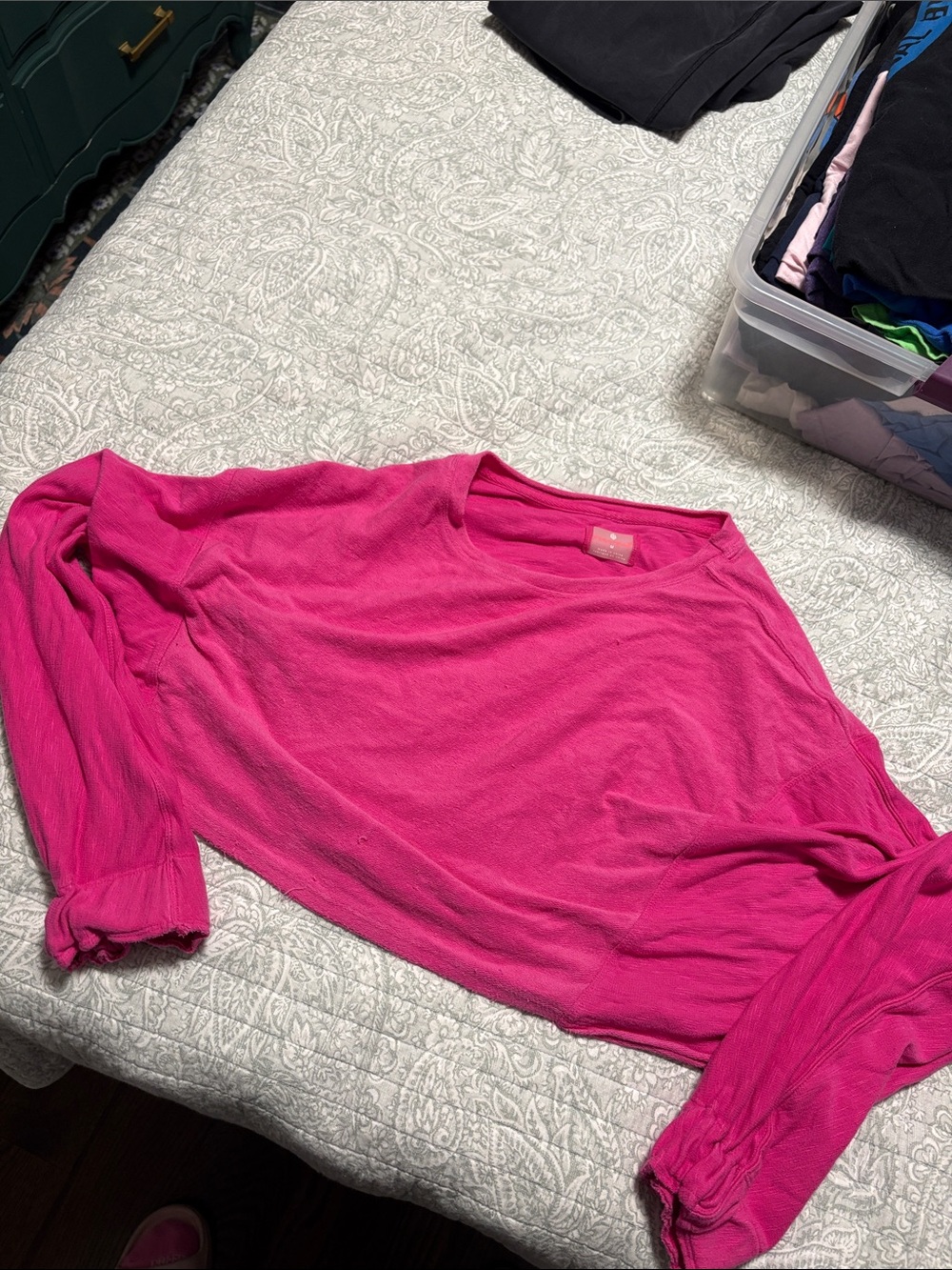 Free People Lightweight Crewneck Sweater in Hot Pink